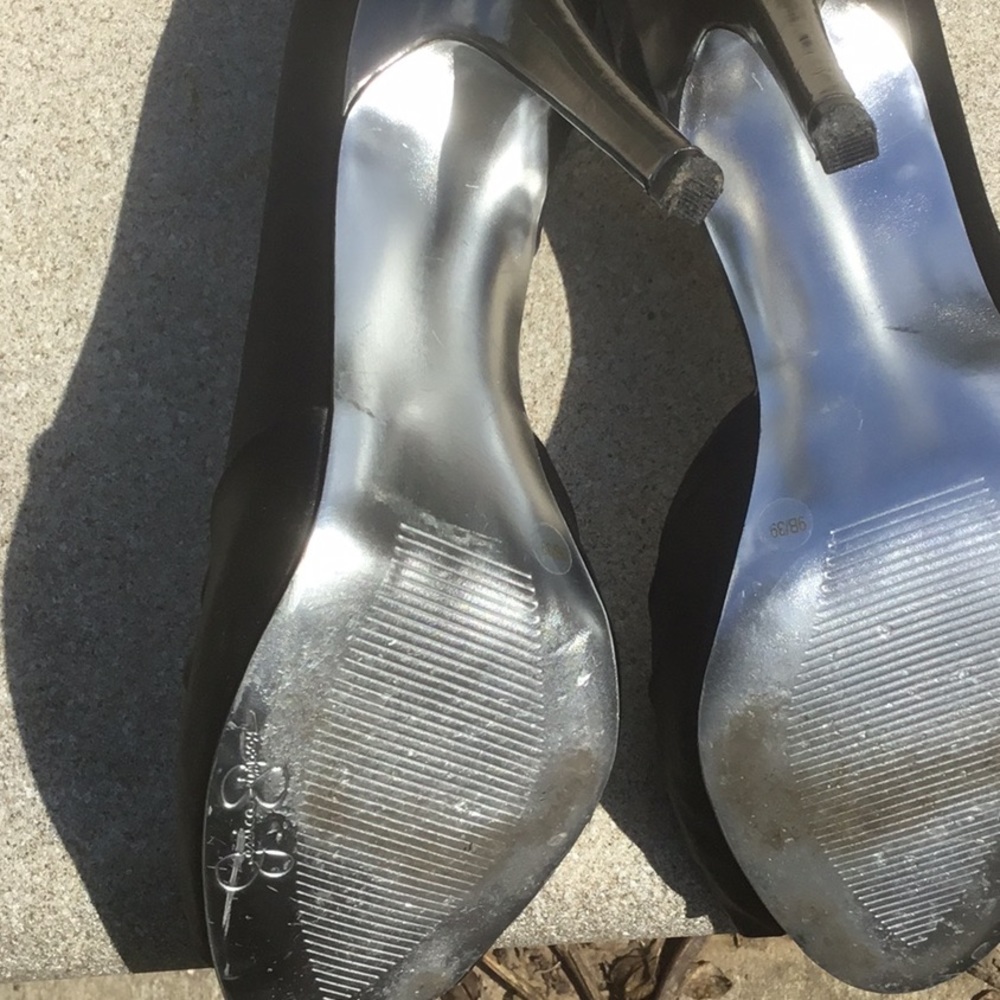 Jessica Simpson. Black elegant dress heels. 9B - Picture 6 of 6